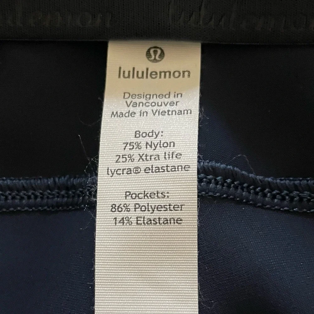 Lululemon On The Move Pant 28